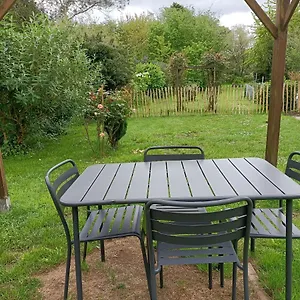  Hébergement de vacances La Chaumiere
